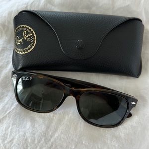 Ray-Ban New Wayfarer Polarized Sunglasses - Tortoise / Brown